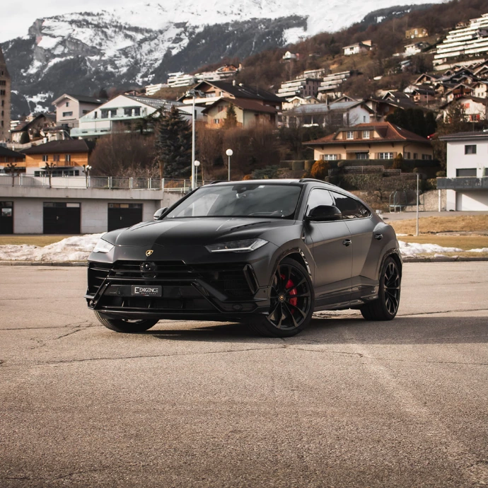 Lamborghini Urus S vue extérieure, SUV sportif au design affirmé. Location Lamborghini en Suisse.