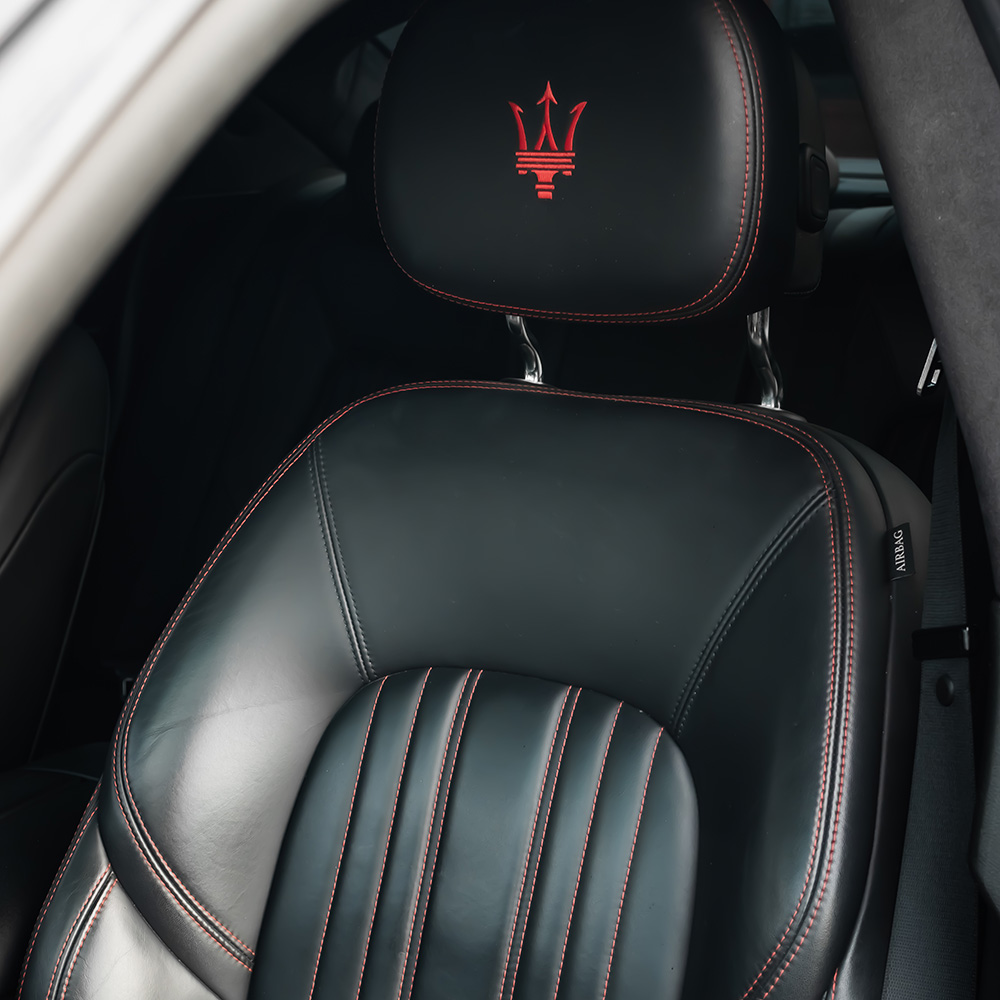 Location Maserati Ghibli SQ4